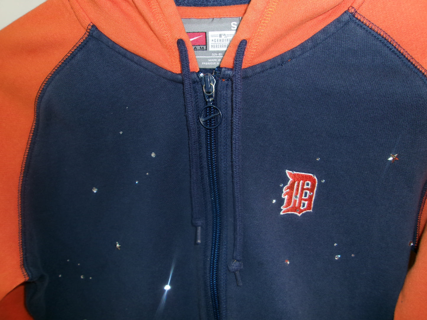 Tiger’s Zip Up